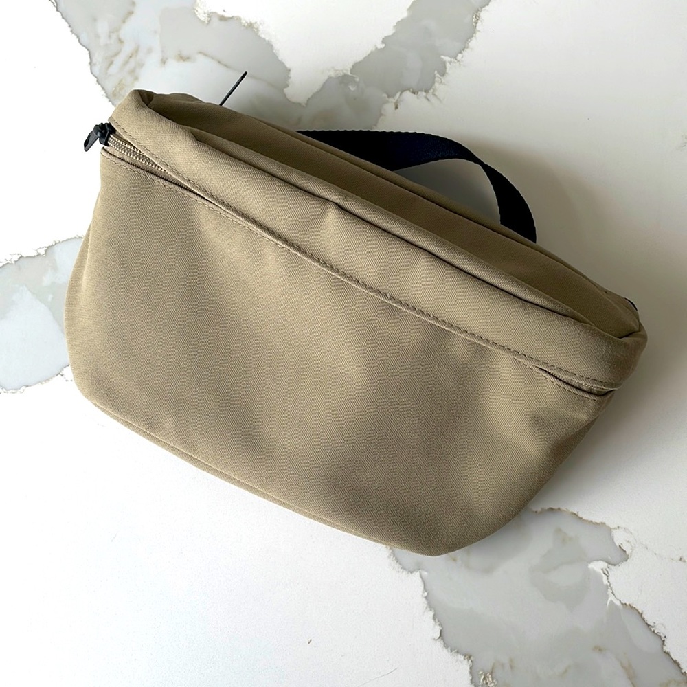 Uniqlo “Fanny Pack” bag.